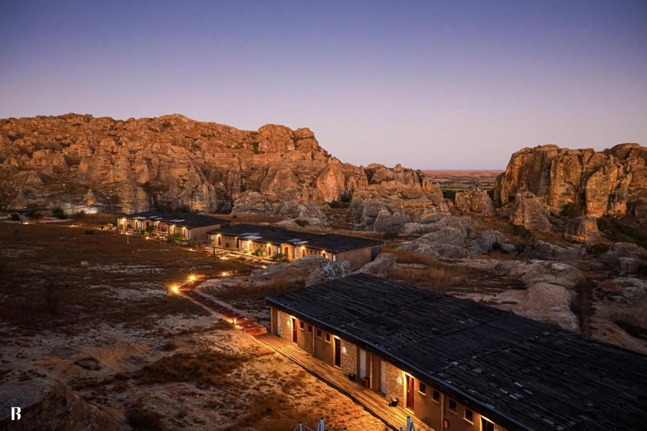 Isalo Rock Lodge Ranohira المظهر الخارجي الصورة